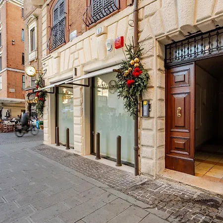 Cathedral Nest - Elegant Two-room On Piazza Duomo Ferrara