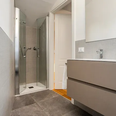Daire Cathedral Nest - Elegant Two-room On Piazza Duomo Ferrara