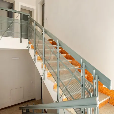 Daire Cathedral Nest - Elegant Two-room On Piazza Duomo